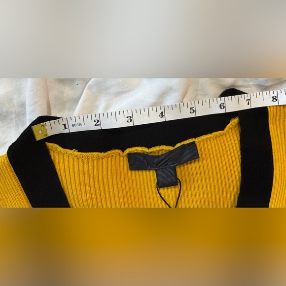 Yellow and Black Ribbed Knit Body-Con Long Sleeve Mini Dress (Size M) - Picture 9 of 13